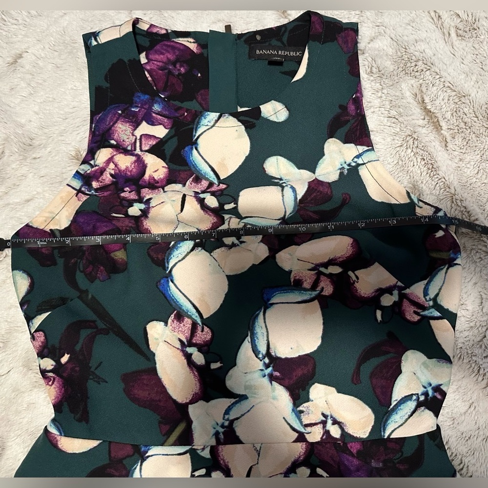Banana Republic Deep Hunter Floral Peplum Dress - Picture 8 of 15